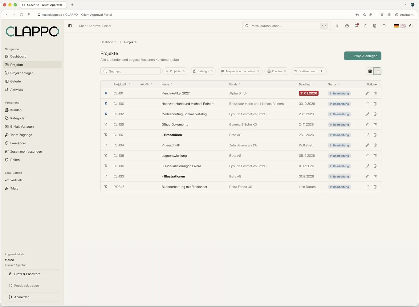 Projektübersicht in der Listenansicht mit Projektnummer, Kunde, Deadline und Status